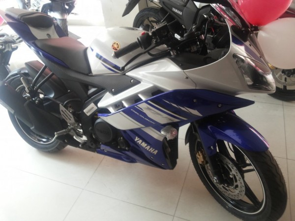 Yamaha-R15-v3-new-1