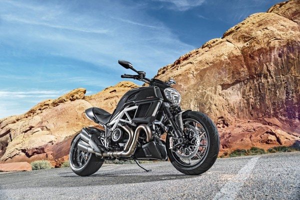 new-ducati-diavel-images-details-1