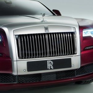 rolls royce plug in hybrid images