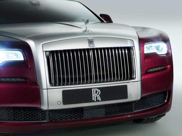 rolls-royce-plug-in-hybrid-images-2