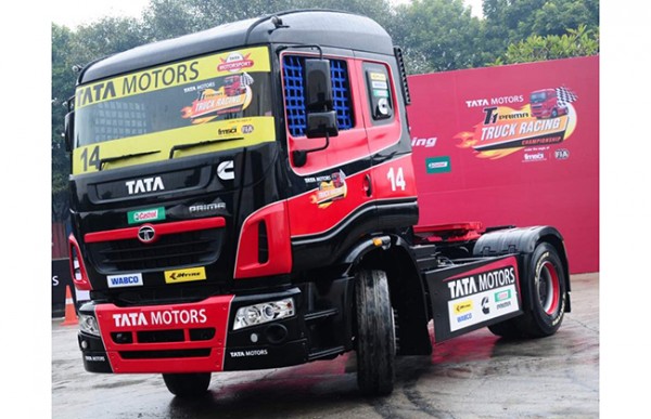 tata prima truck racing images 1