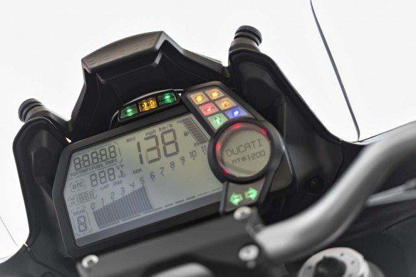 2014 Ducati Multistrada 1200 S Touring D Air dashboard