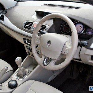 Renault Fluence facelift interior