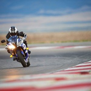 Yamaha YZFR India launch