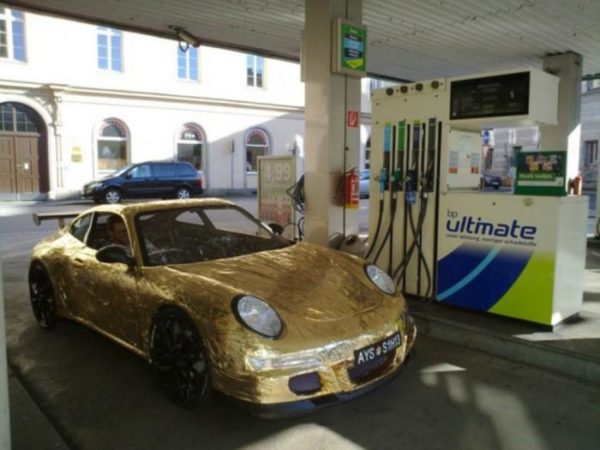 CheckOutthisGoldPorscheMadeoutofCardboard