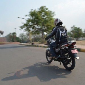 Bajaj Discover  M review