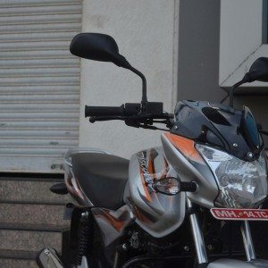 Bajaj Discover  M review