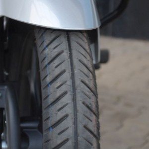 Bajaj Discover  M review