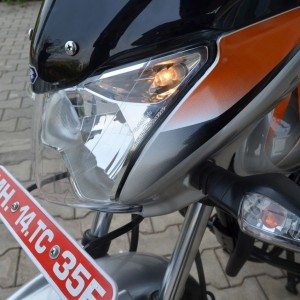 Bajaj Discover  M review