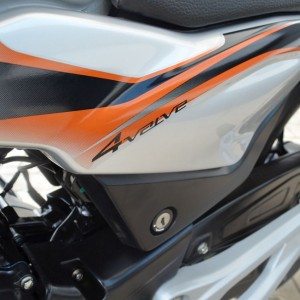 Bajaj Discover  M review