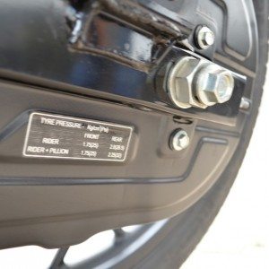 Bajaj Discover  M review