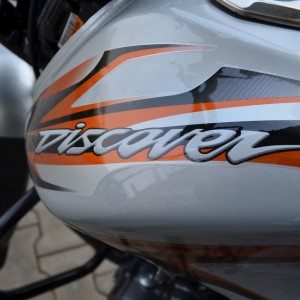 Bajaj Discover  M review