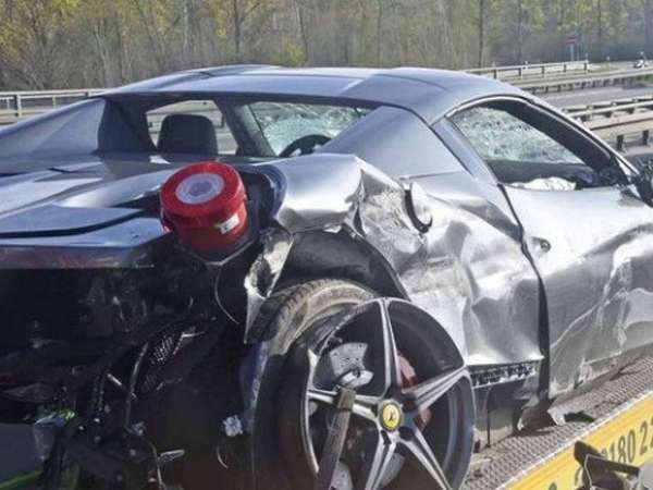 Ferrari-458-Spider-Crash-e