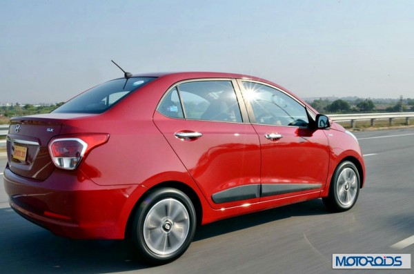 Hyundai Xcent action (1)