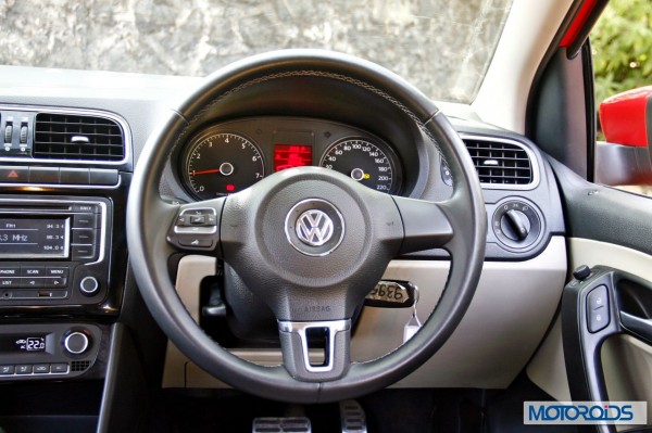 Volkswagen Polo 1.2 TSI interior (4)