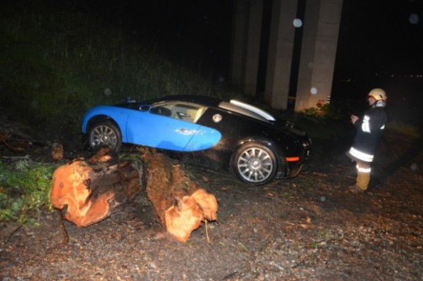 bugatti-veyron-crash-austria (2)