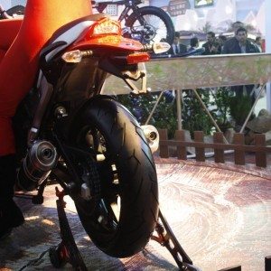 mahindra mojo  launch images