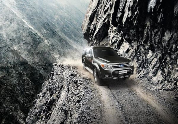 new  ford endeavour facelift images