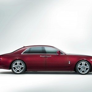 rolls royce ghost series ii images new york auto show