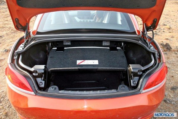 BMW Z4 boot (1)