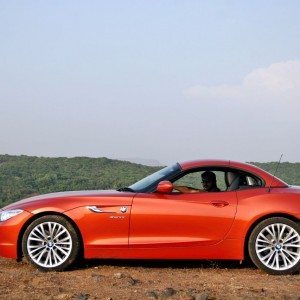 BMW Z convertible roof