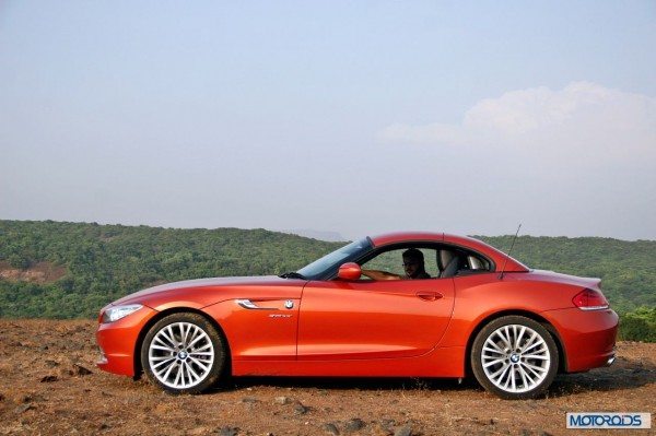 BMW Z4 convertible roof (1)