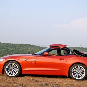 BMW Z convertible roof