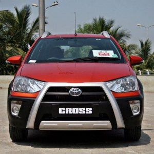 Etios Cross Inferno Orange