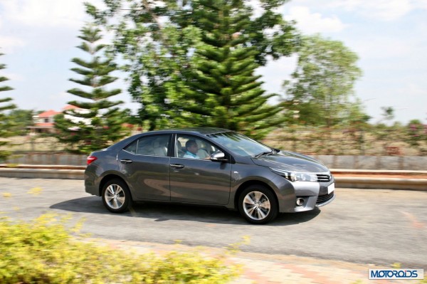 New 2014 Toyota Corolla Altis  (9)