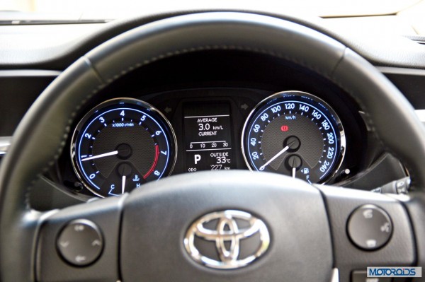 New 2014 Toyota Corolla Steering wheel (2)