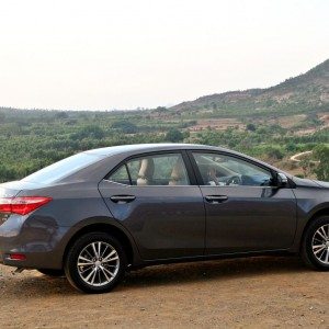 New  toyota Corolla Altis India