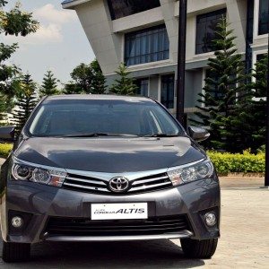 New  toyota Corolla Altis India