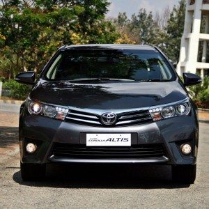 New  toyota Corolla Altis India