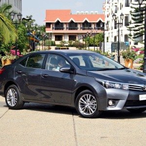 New  toyota Corolla Altis India