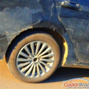 Spied Maruti Ciaz Delhi wheel