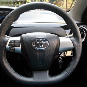 Toyota Etios Cross interior