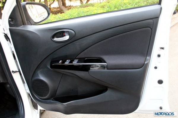 Toyota Etios Cross interior (13)