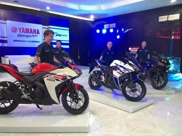 Yamaha R25 official production images (9)