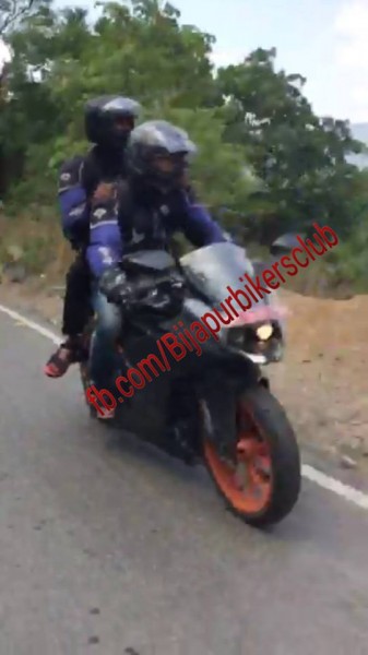 ktm rc390 images 1