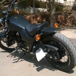 modified bajaj avenger bobber images