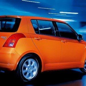 used maruti suzuki swift  lakhs