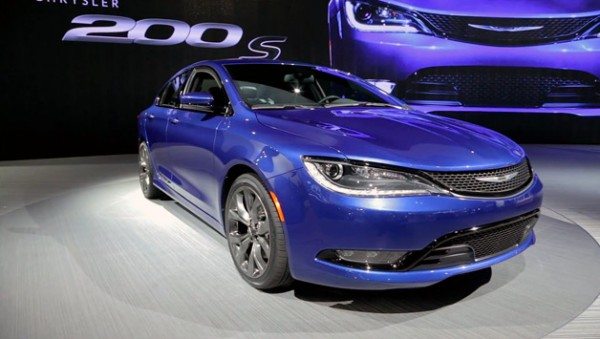 chrysler 200