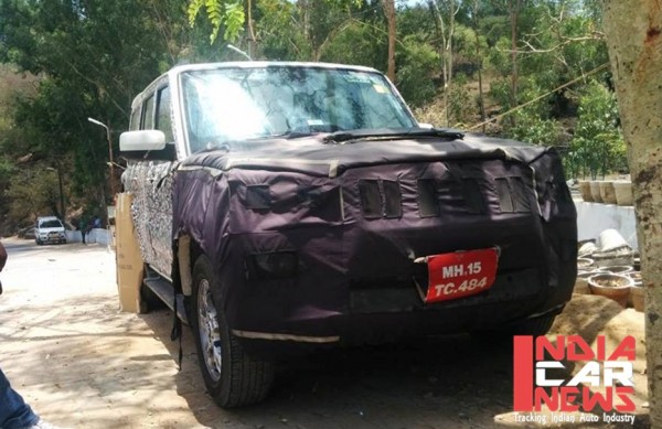 2014-Mahindra-Scorpio-facelift-snapped-testing-front