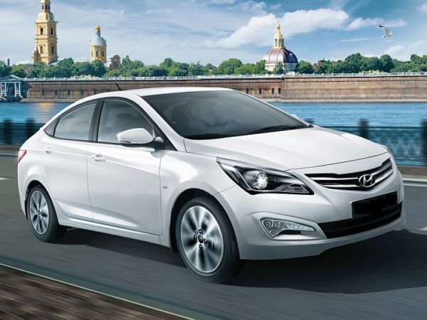 2015-Hyundai-Verna-Sedan-Facelift-1