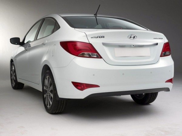 2015-Hyundai-Verna-Sedan-Facelift-2