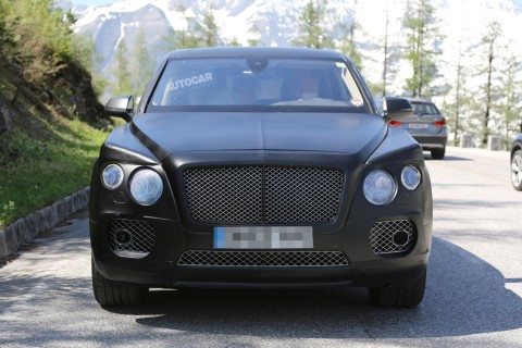 Bentley-SUV-Spied-Image_ACUK