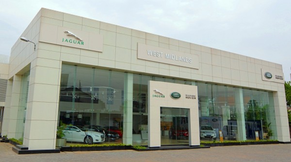 Exterior shot - Jaguar Land RoverNagpur showroom