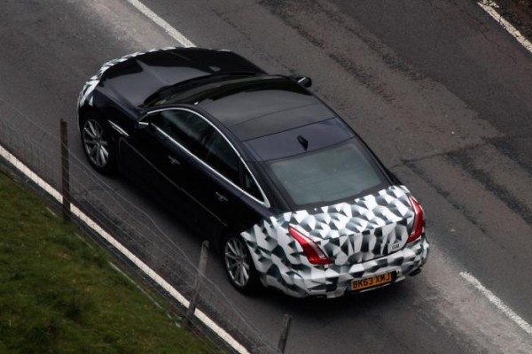 Jaguar-XJ-Facelift-Spy-Pics-image-2