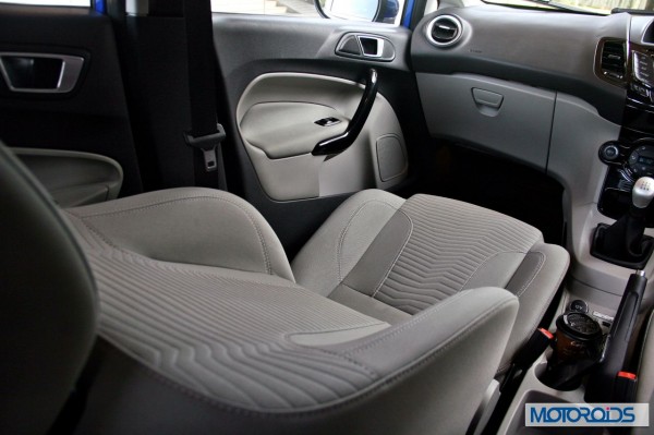 New 2014 Ford Fiesta interior (26)