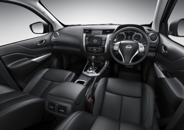 Nissan-Navara-Interior-Images